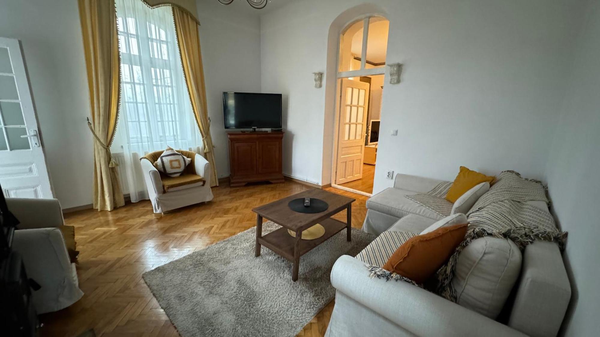 Castelul Cantacuzino Busteni Bagian luar foto